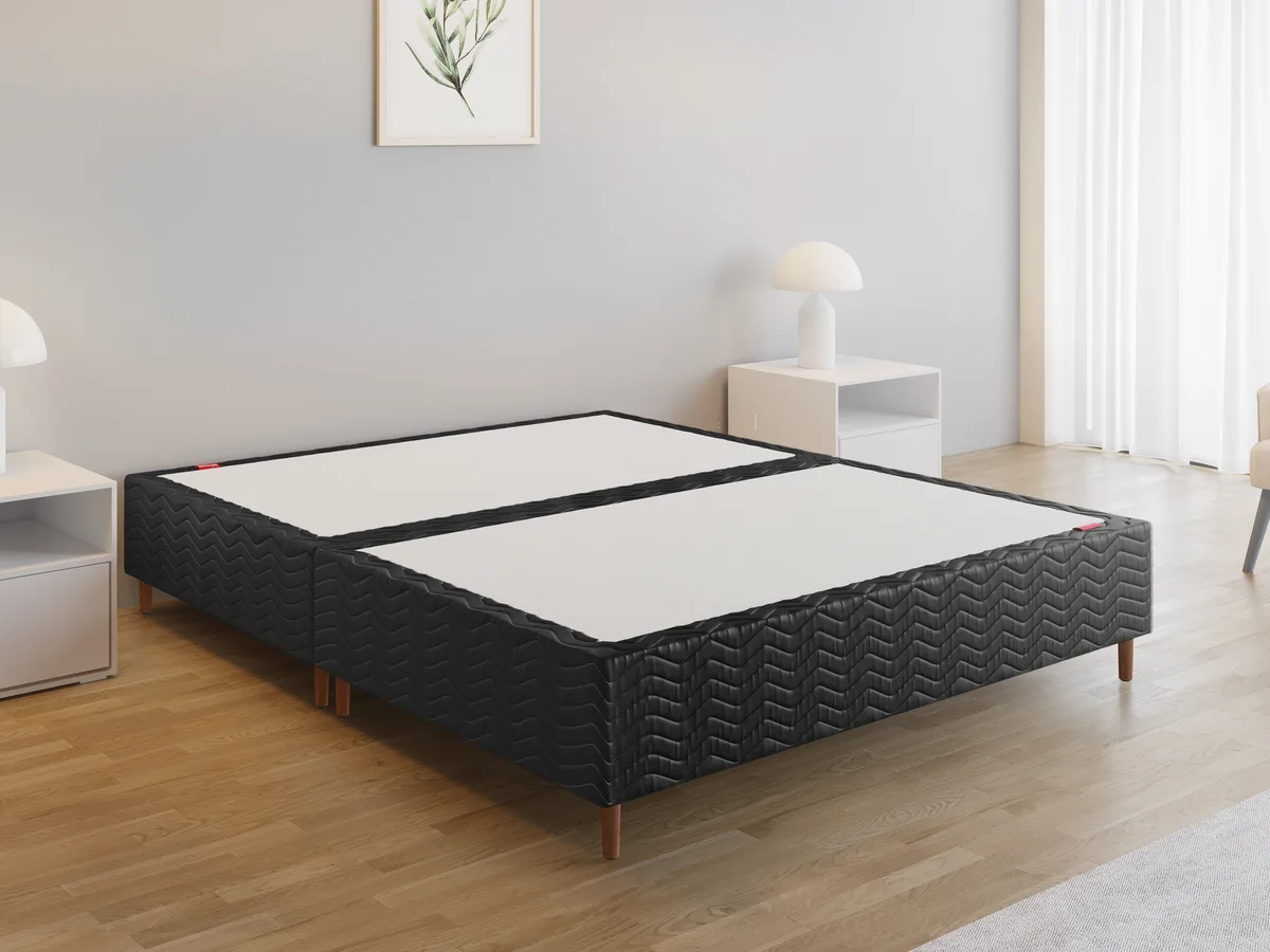 Base Box Plus Decor Orthocrin preta, bipartida, em quarto montado